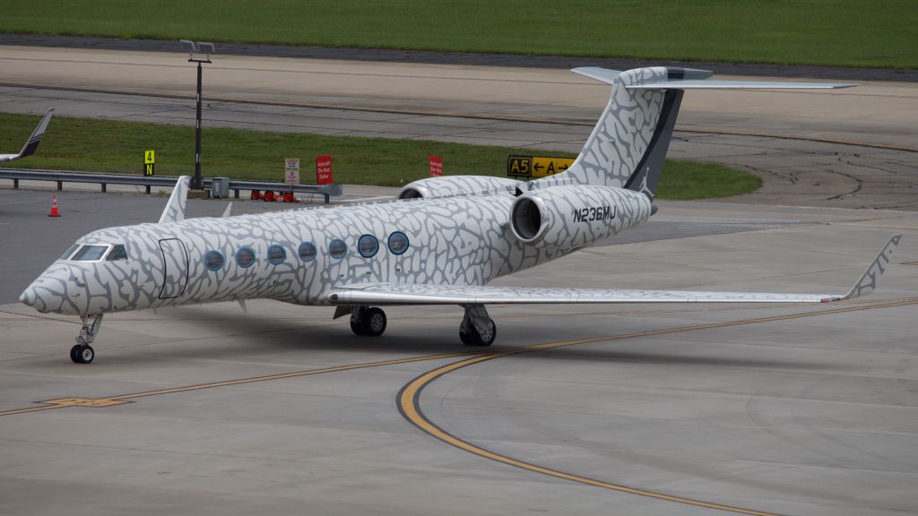 N236MJ — - Michael Jordan's private jet