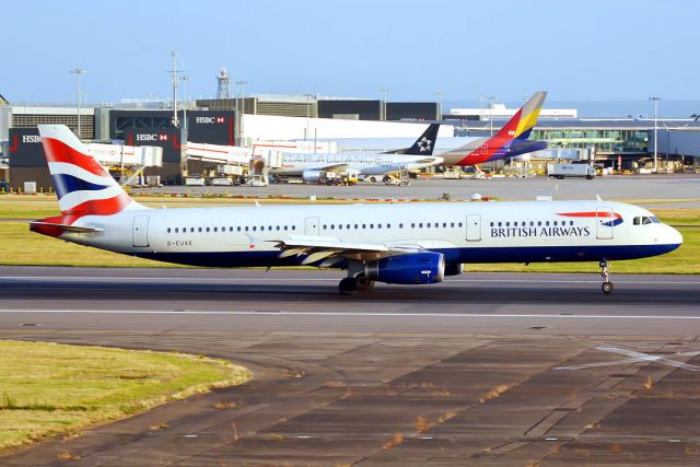 Airbus A321 (G-EUXE)