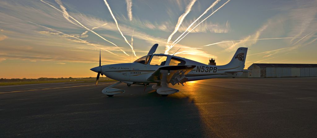 Cirrus SR-20 (N53PB)