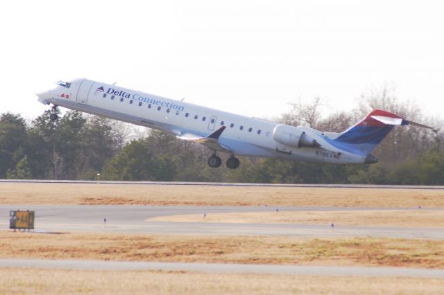 Canadair Regional Jet CRJ-200 (N71BEV)