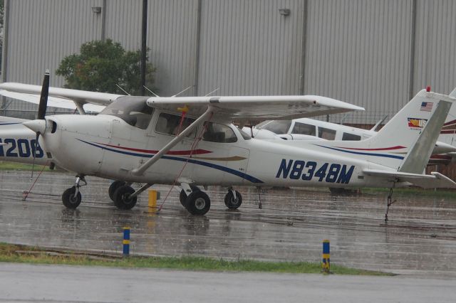 Cessna Skyhawk (N8348M)