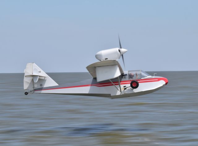 VOLMER VJ-22 Sportsman (N59262) - Low pass of a Volmer Sportsman VJ-22 over Lake Erie. Shot in Luna Pier, Michigan on the seawall. 6/30/2019.