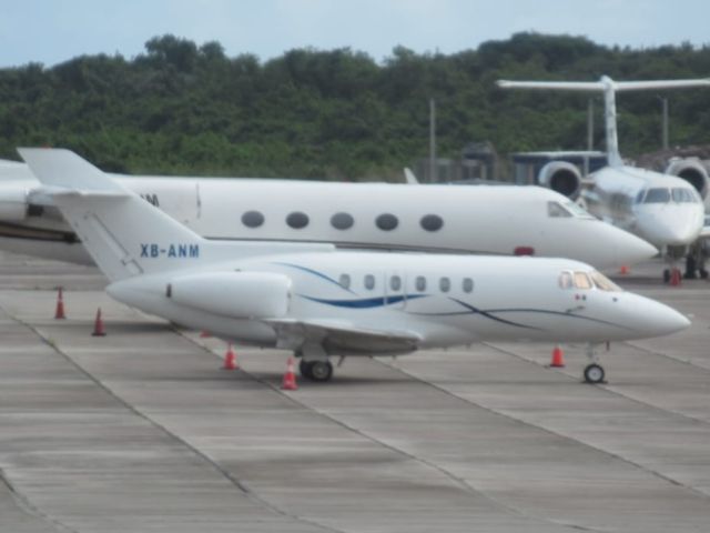 Hawker 800 (XB-AMN)