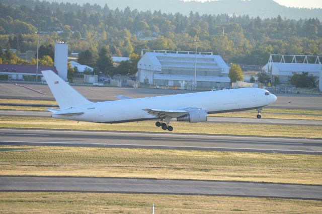 BOEING 767-300 (N364CM) - ABX903 airborne off 28L for Seattle-Tacoma (KSEA/SEA). Didnt take much runway to get airborne!