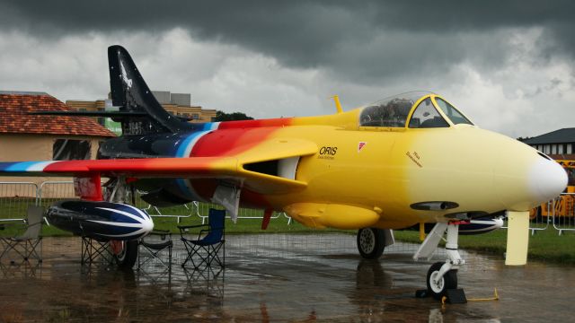 — — - Hawker Hunter Miss Demeanour at Farnborough 2012