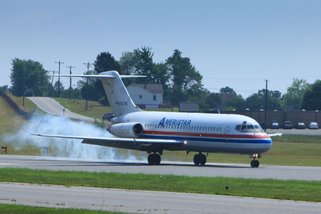 McDonnell Douglas DC-9-10 (N783TW)