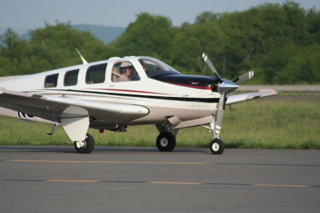 Beechcraft Bonanza (36) (N636HB) - At KPSK.