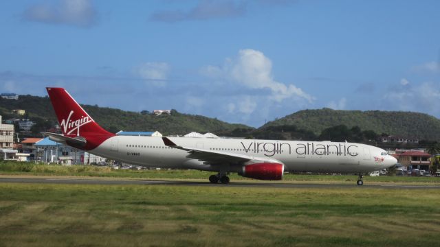 Airbus A330-300 (G-VWAG)