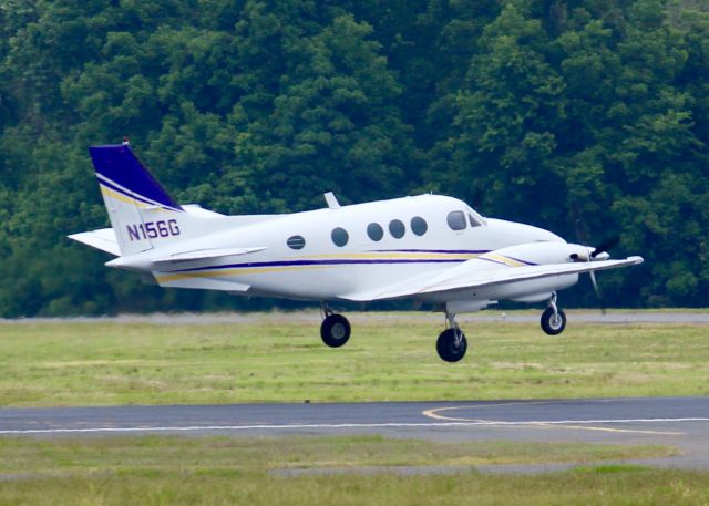 Beechcraft King Air 90 (N156G) - At Downtown Shreveport.