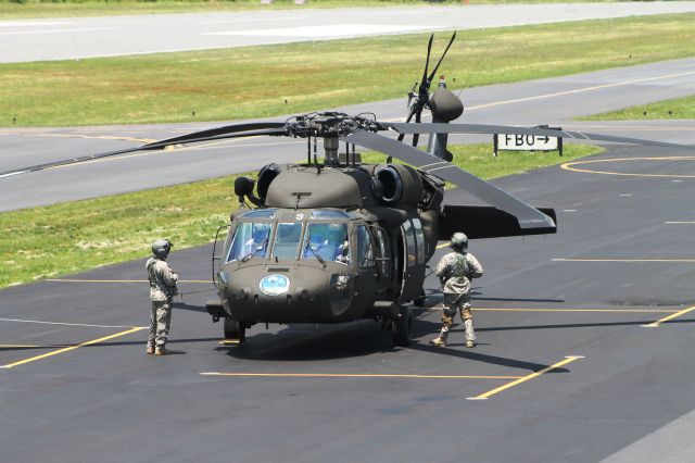 9026279 — - 26279  NC Army National Guard UH-60L Blackhawk