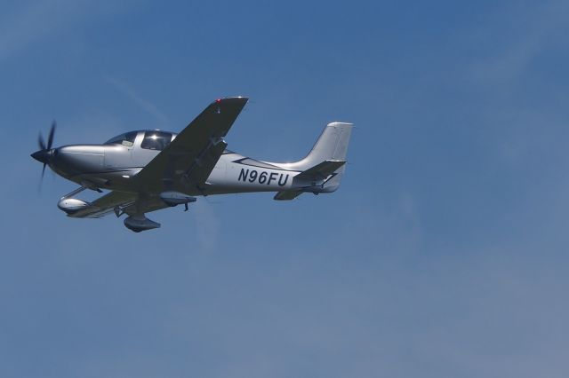 Cirrus SR-22 (N96FU)