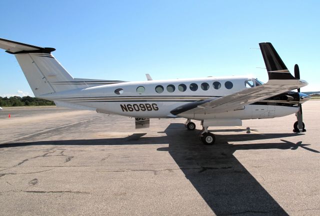 Beechcraft Super King Air 350 (N609BG) - Great looking 350.