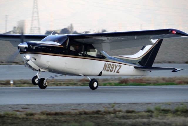 Cessna Centurion (N99YZ)