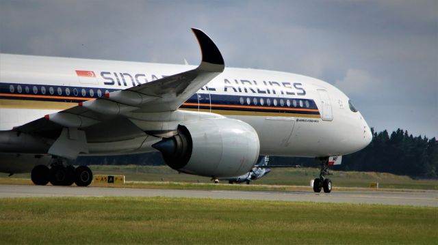 Airbus A350-900 (9V-SMF) - Today 8/01/2019 09:59 the Singapore A350-900 (10,000th Airbus) made its inaugural flight from Changi to Christchurch Airport. This service is in addition to the 777-219 service