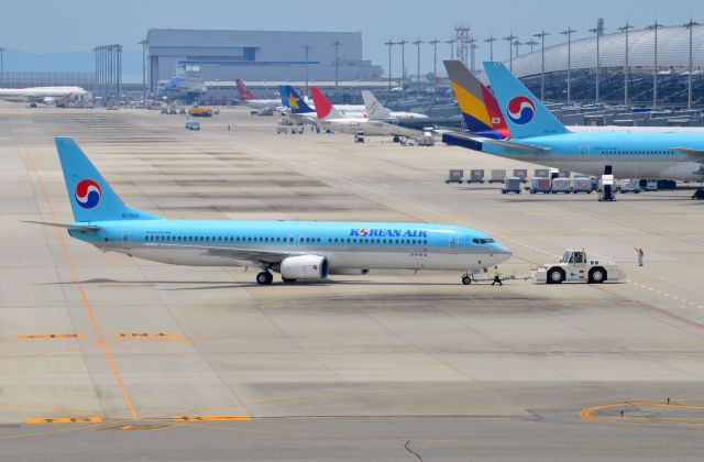 Boeing 737-900 (HL7599) - Airline: Korean Airlines (KE/KAL); Airport: Kansai International Airport (KIX/RJBB); Camera: Nikon D7000; Date: 4 July 2012