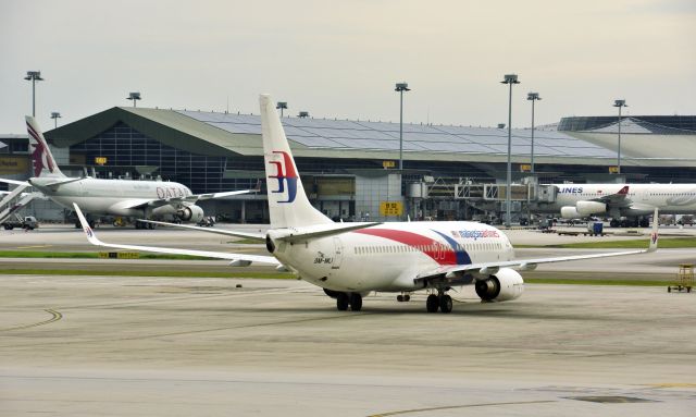 Boeing 737-800 (9M-MLI) - Malaysia Airlines Boeing 737-8FZ(WL) 9M-MLI in Kuala Lumpur 