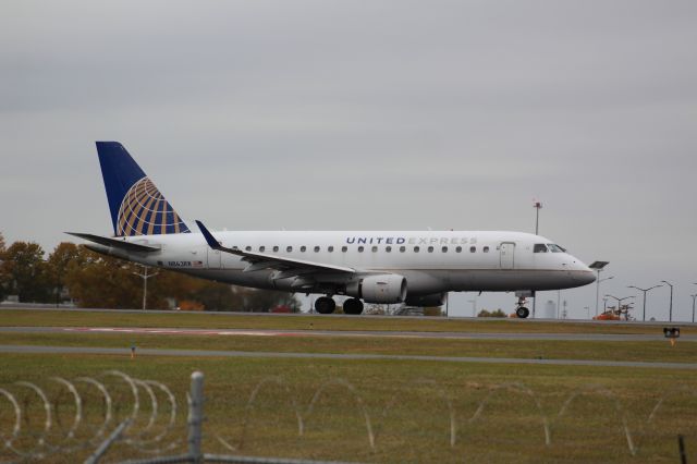 Embraer 170/175 (N863RW)