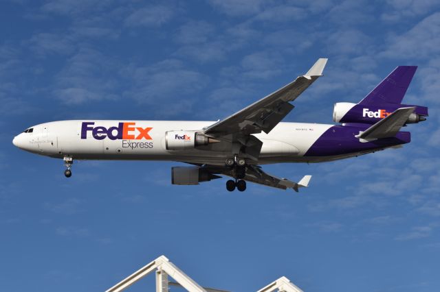 Boeing MD-11 (N618FE) - 23-L 12-19-23