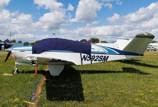 Beechcraft 35 Bonanza (N592SM)