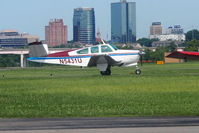 Beechcraft 35 Bonanza (N5431U)