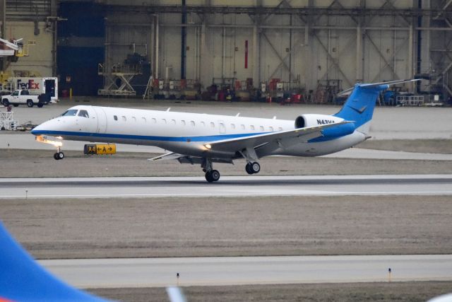 Embraer ERJ-145 (N43VA) - 03-01-23. 23-R. Nice crosswind lifting that wing up. Landing just prior to sunset.