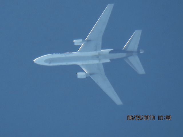 McDonnell Douglas DC-10 (N318FE)