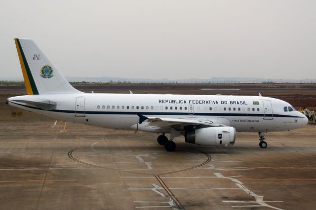 Airbus A319 (FAB2101) - VC1