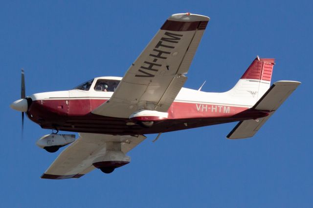 Piper Cherokee (VH-HTM)