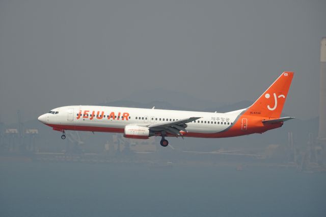 Boeing 737-800 (HL8239)