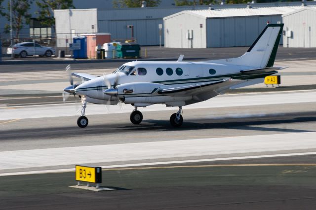 Beechcraft King Air 90 (N678PC)