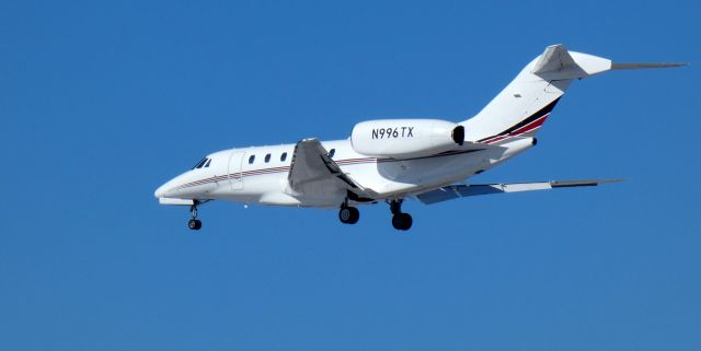 Cessna Citation X (N996TX) - About to touch down is this 2021 Cessna 750 Citation X in the Winter of 2024.