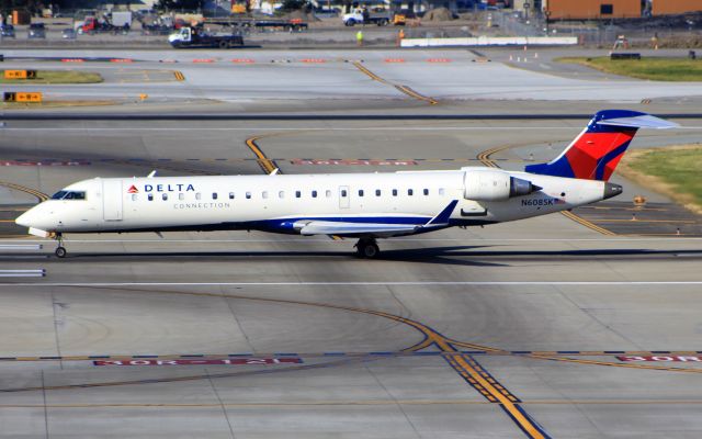 Canadair Regional Jet CRJ-700 (N608SK)