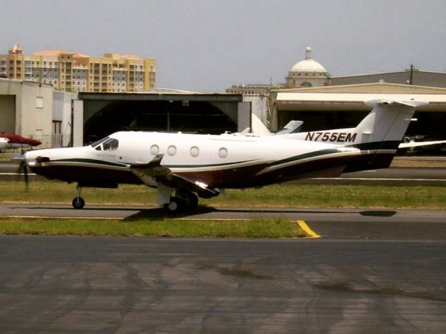 Pilatus PC-12 (N755EM)