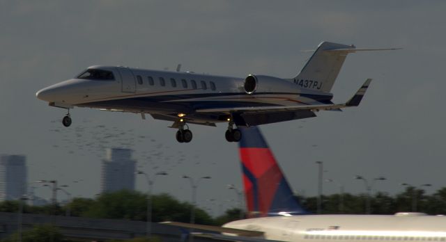 Learjet 45 (N437PJ)