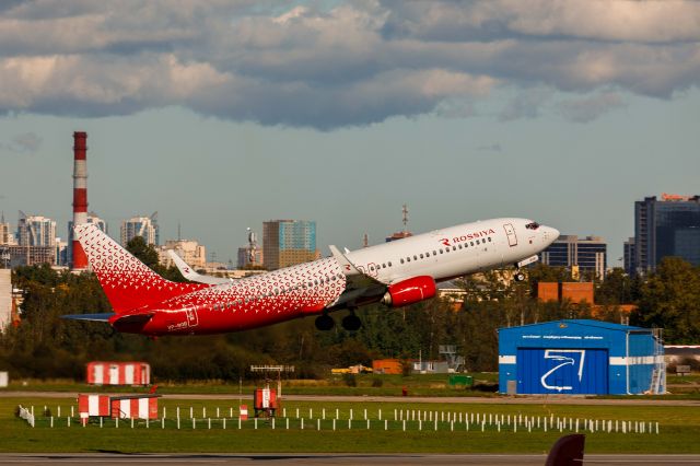 Boeing 737-700 (VP-BOB)