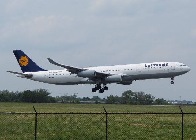 Airbus A340-600 (D-AJGI) - 6/11/12