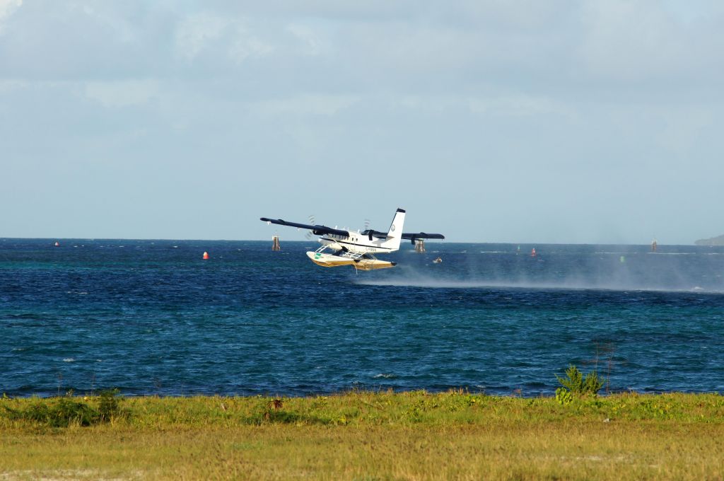 De Havilland Canada Twin Otter (C-FBBW) - Take off from Christiansted base