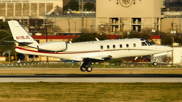 IAI Gulfstream G100 (N116JC) - 13R arrival