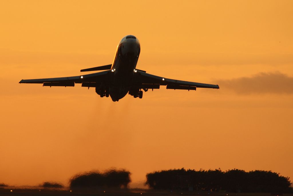 Boeing 727-100 —