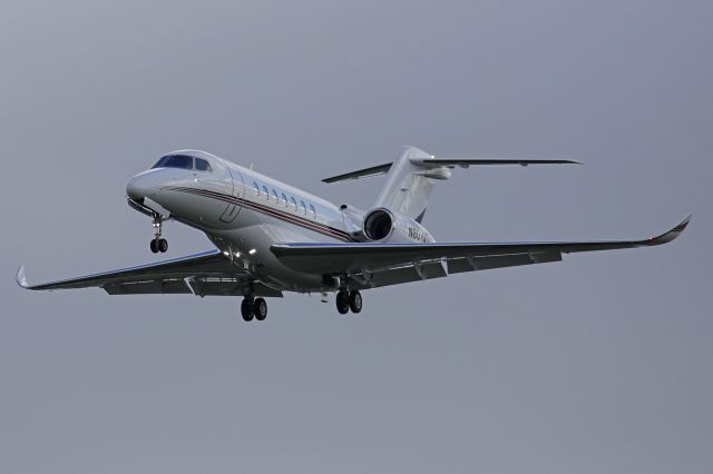 Cessna Citation Longitude (N801QS) - A new NetJets Textron C700 Longitude for the database. I caught EXECJET 801 on final approach for RWY 24R on 18 Aug 2020.