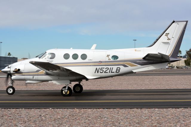 Beechcraft King Air 90 (N521LB)