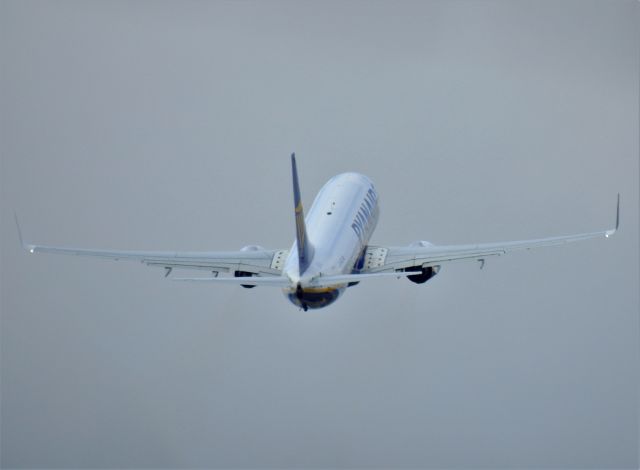 Boeing 737-800 (EI-DPY) - Spotting EPLB