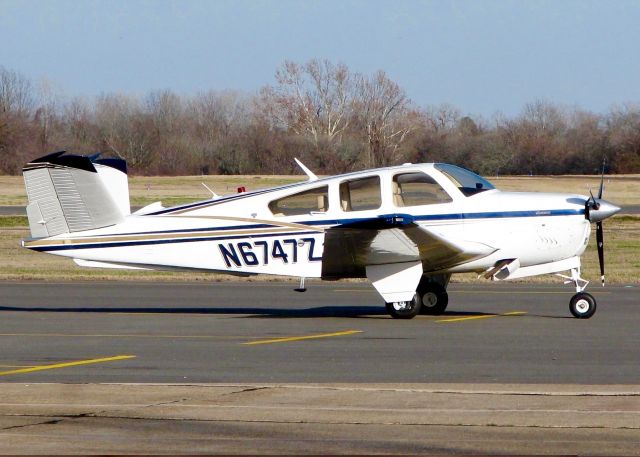 Beechcraft 35 Bonanza (N6747Z) - At Downtown Shreveport. 1980 Beech V35B. 