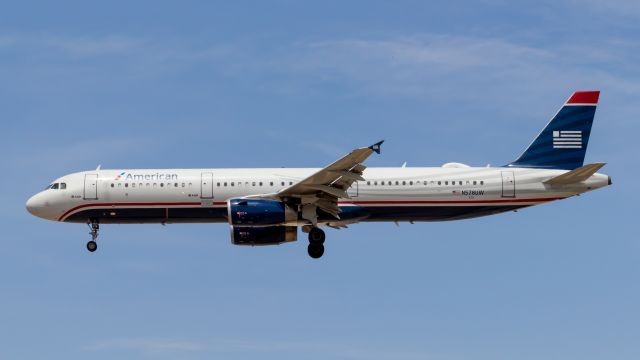 Airbus A321 (N578UW) - American Airlines A321 with special US Airways retro livery landing at PHX on 5/7/22. Taken with a Canon 850D and Canon 75-300mm lens.