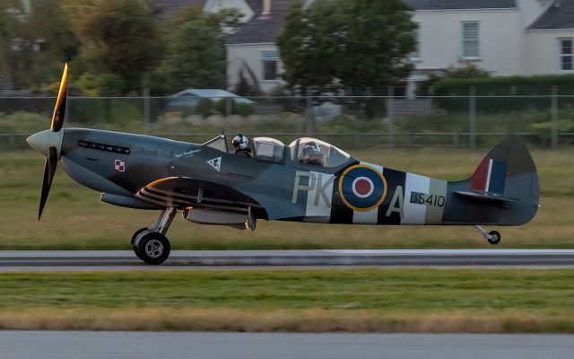 SUPERMARINE Spitfire (G-TCHI)