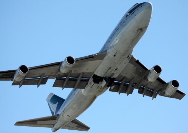 Boeing 747-200 — - Departing SFO, 10-06-2012