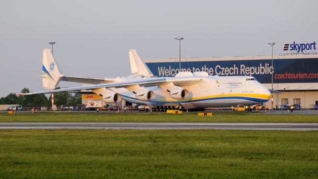 Antonov An-225 Mriya (UR-82060) - May 2016