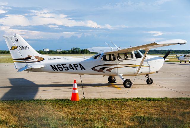 Cessna Skyhawk (N654PA)