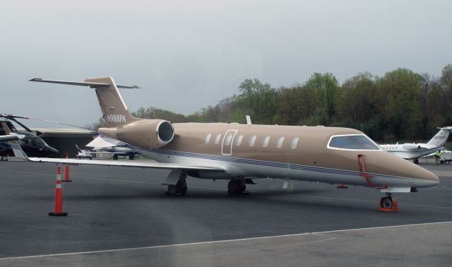 Learjet 45 (N988PA)