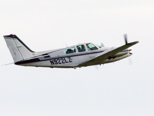 Beechcraft 55 Baron (N922LZ) - Oshkosh 2013!